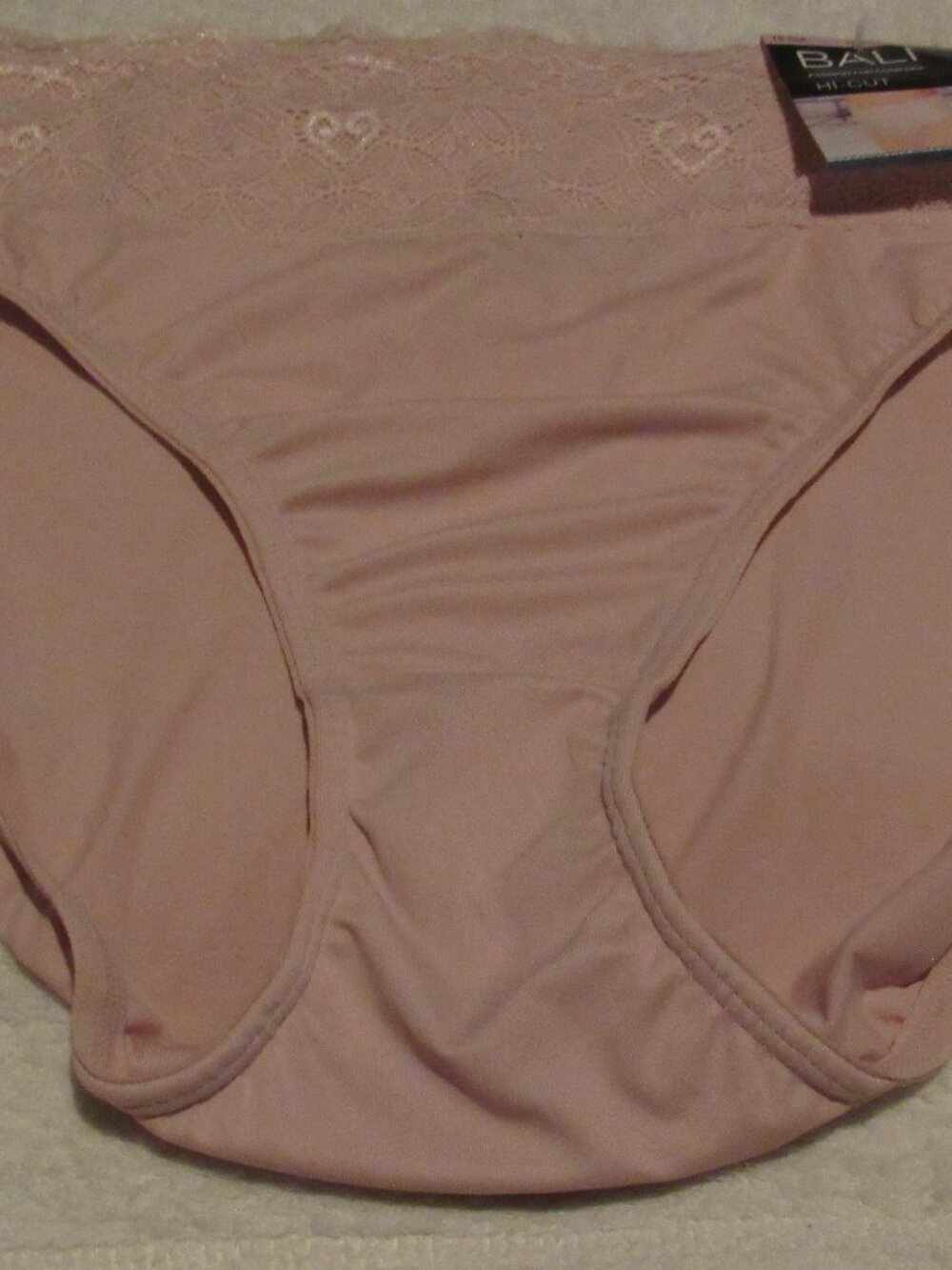 Bali Hi Cut Pink Panty  Size Medium 6 NWT